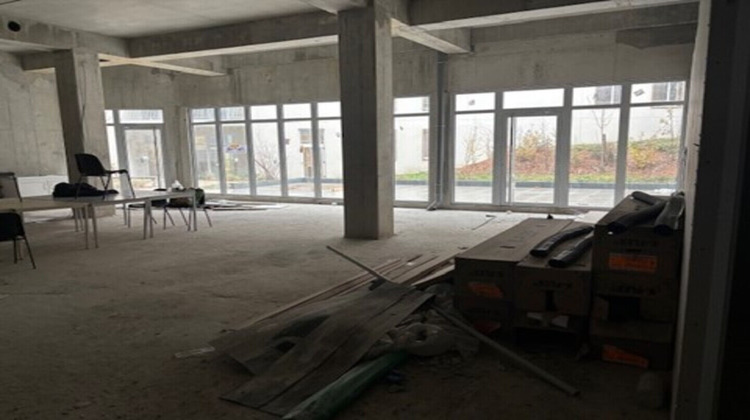 Ma-Cabane - Location Local commercial SAINT-ETIENNE, 186 m²