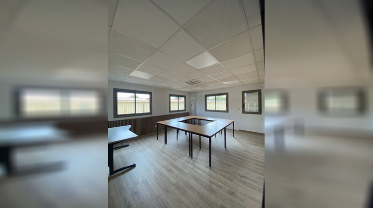 Ma-Cabane - Location Local commercial SAINT-ETIENNE, 120 m²