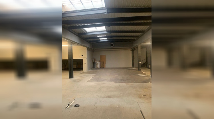 Ma-Cabane - Location Local commercial SAINT-ETIENNE, 400 m²