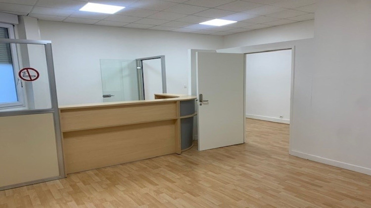 Ma-Cabane - Location Local commercial SAINT-ETIENNE, 116 m²
