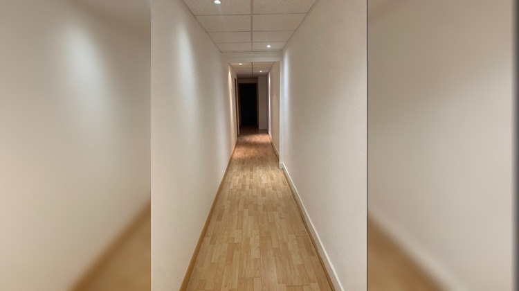 Ma-Cabane - Location Local commercial SAINT-ETIENNE, 116 m²