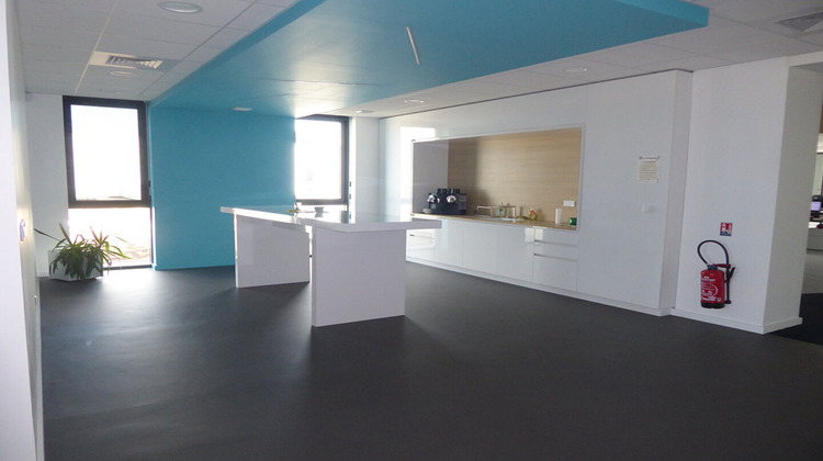 Ma-Cabane - Location Local commercial SAINT-ETIENNE, 500 m²