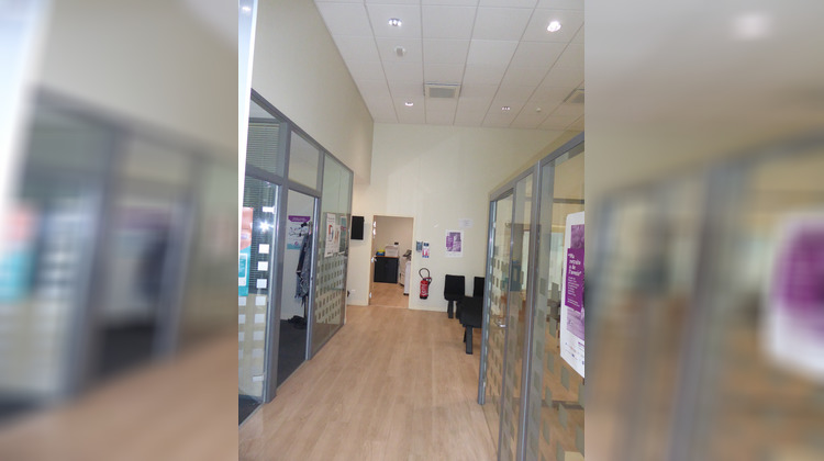 Ma-Cabane - Location Local commercial SAINT-ETIENNE, 160 m²