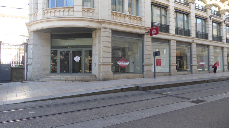 Ma-Cabane - Location Local commercial SAINT-ETIENNE, 1400 m²