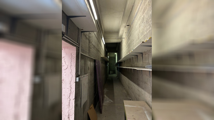 Ma-Cabane - Location Local commercial SAINT-ETIENNE, 1090 m²