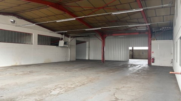 Ma-Cabane - Location Local commercial SAINT-ETIENNE, 1026 m²