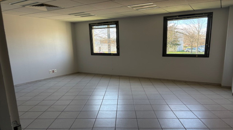 Ma-Cabane - Location Local commercial SAINT-ETIENNE, 160 m²