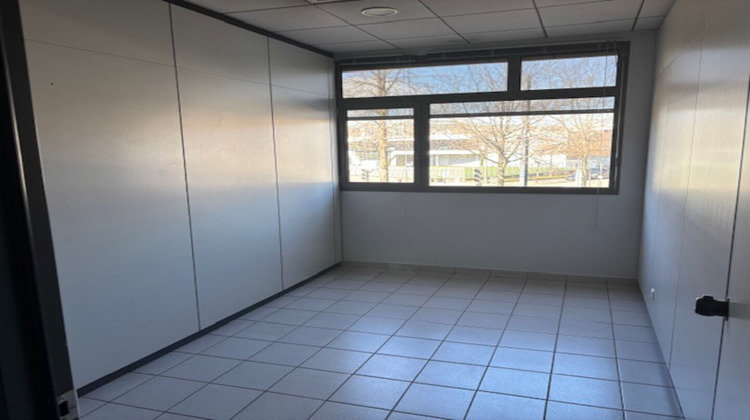 Ma-Cabane - Location Local commercial SAINT-ETIENNE, 160 m²