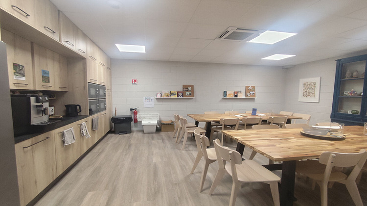 Ma-Cabane - Location Local commercial SAINT-ETIENNE, 120 m²