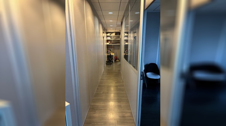 Ma-Cabane - Location Local commercial SAINT-ETIENNE, 232 m²