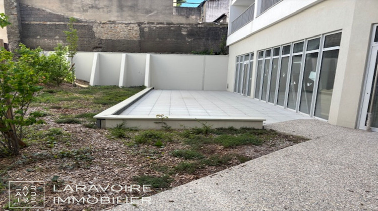 Ma-Cabane - Location Local commercial SAINT-ETIENNE, 186 m²