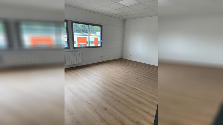 Ma-Cabane - Location Local commercial SAINT-ETIENNE, 462 m²