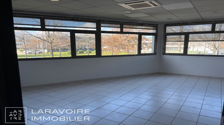 Ma-Cabane - Location Local commercial SAINT-ETIENNE, 160 m²