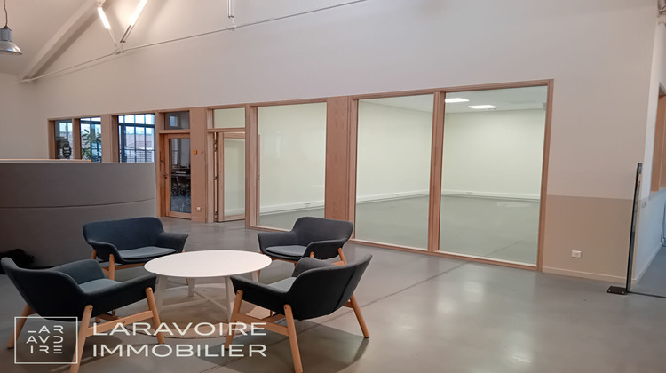 Ma-Cabane - Location Local commercial SAINT-ETIENNE, 84 m²