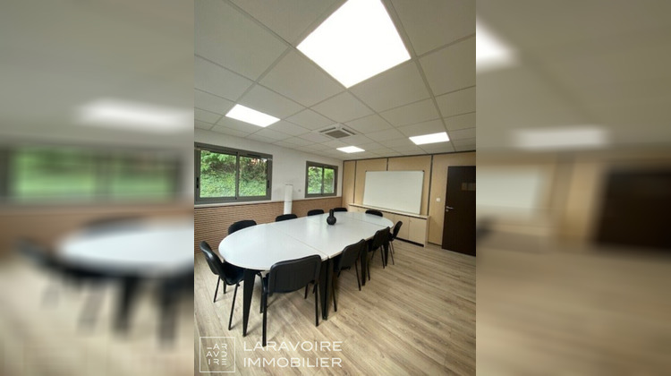 Ma-Cabane - Location Local commercial SAINT-ETIENNE, 156 m²