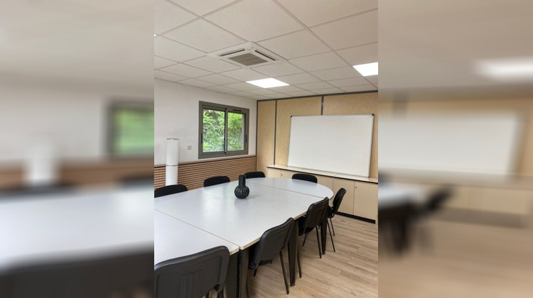 Ma-Cabane - Location Local commercial SAINT-ETIENNE, 156 m²