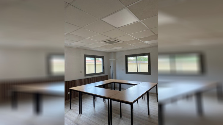 Ma-Cabane - Location Local commercial SAINT-ETIENNE, 156 m²