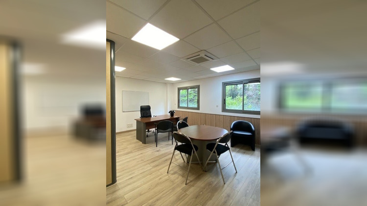 Ma-Cabane - Location Local commercial SAINT-ETIENNE, 156 m²