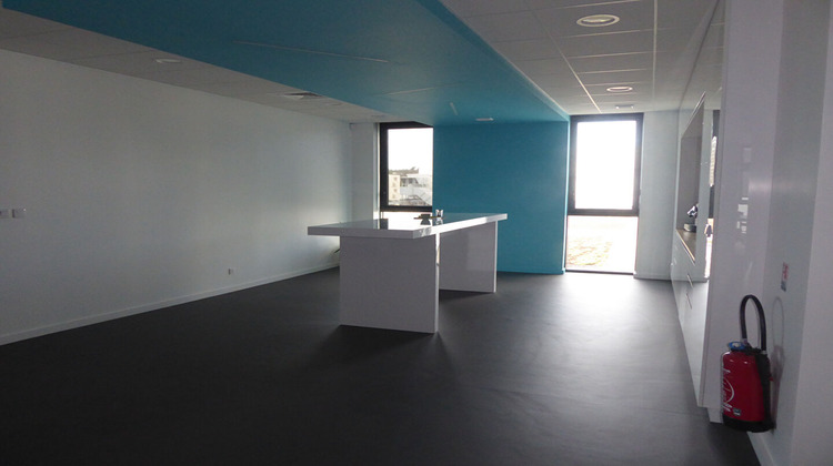 Ma-Cabane - Location Local commercial SAINT-ETIENNE, 500 m²