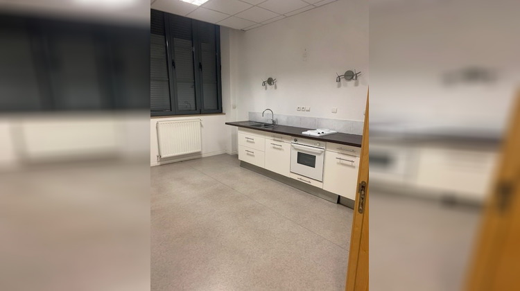 Ma-Cabane - Location Local commercial SAINT-ETIENNE, 635 m²