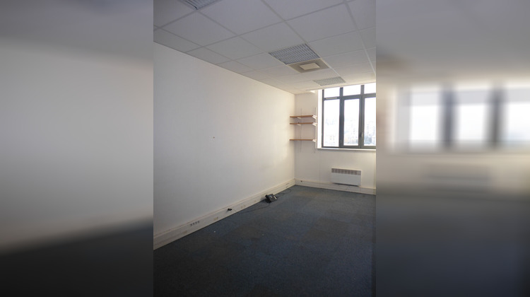 Ma-Cabane - Location Local commercial SAINT-ETIENNE, 243 m²