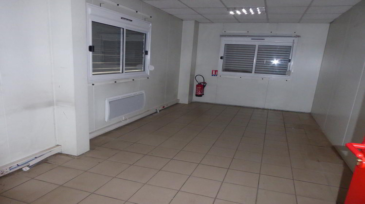 Ma-Cabane - Location Local commercial SAINT-ETIENNE, 300 m²