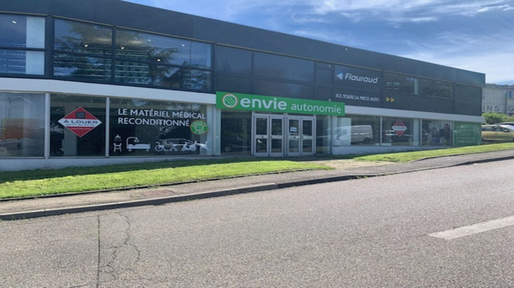 Ma-Cabane - Location Local commercial SAINT-ETIENNE, 317 m²