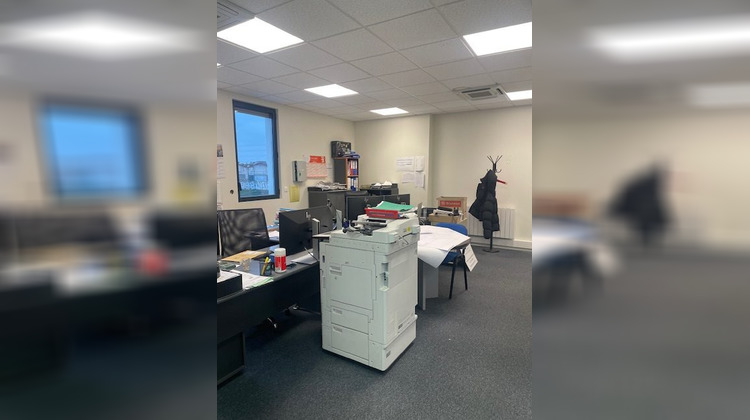 Ma-Cabane - Location Local commercial Saint-Fons, 300 m²