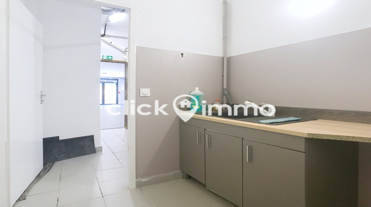 Ma-Cabane - Location Local commercial Saint-François, 80 m²