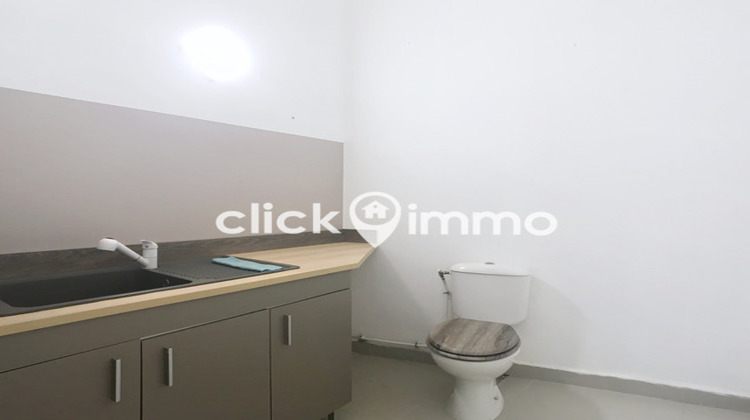 Ma-Cabane - Location Local commercial Saint-François, 80 m²