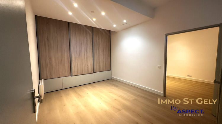 Ma-Cabane - Location Local commercial Saint-Gély-du-Fesc, 55 m²