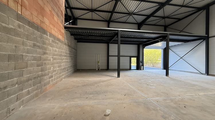Ma-Cabane - Location Local commercial SAINT-GENIS-LAVAL, 211 m²