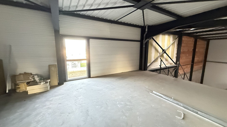 Ma-Cabane - Location Local commercial SAINT-GENIS-LAVAL, 435 m²