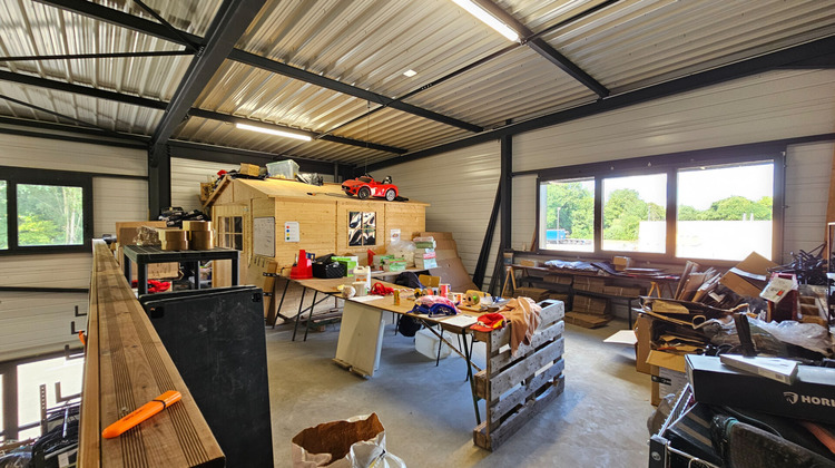 Ma-Cabane - Location Local commercial SAINT-GENIX-SUR-GUIERS, 200 m²