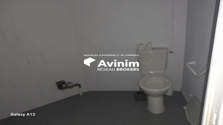 Ma-Cabane - Location Local commercial Saint-Germain-du-Puy, 441 m²