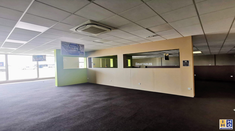 Ma-Cabane - Location Local commercial Saint-Germain-du-Puy, 432 m²