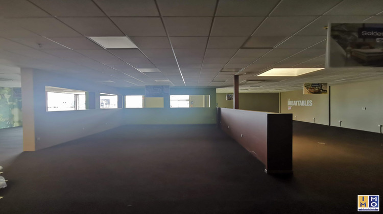 Ma-Cabane - Location Local commercial Saint-Germain-du-Puy, 432 m²