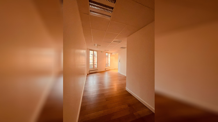 Ma-Cabane - Location Local commercial SAINT-GERMAIN-EN-LAYE, 75 m²