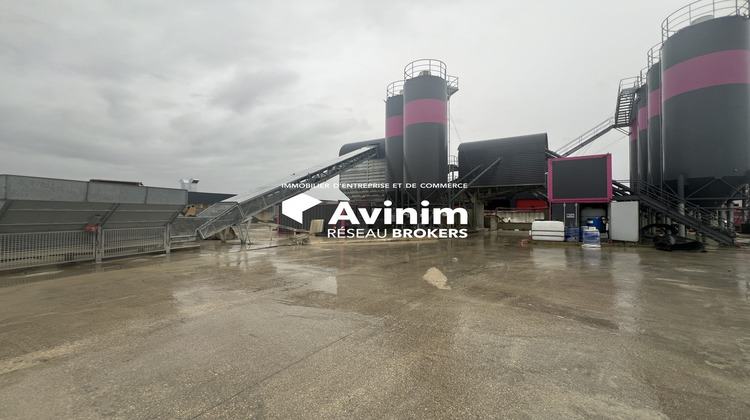 Ma-Cabane - Location Local commercial Saint-Germain-lès-Arpajon, 300 m²