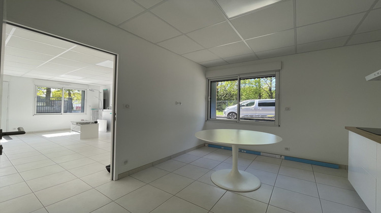 Ma-Cabane - Location Local commercial Saint-Gilles, 52 m²