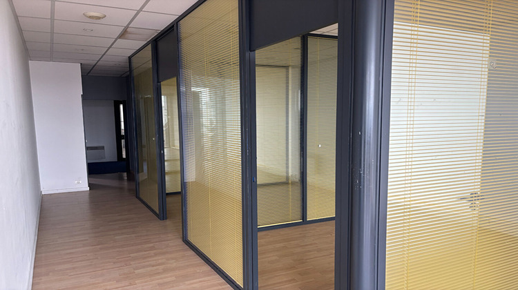 Ma-Cabane - Location Local commercial SAINT-GILLES-CROIX-DE-VIE, 82 m²