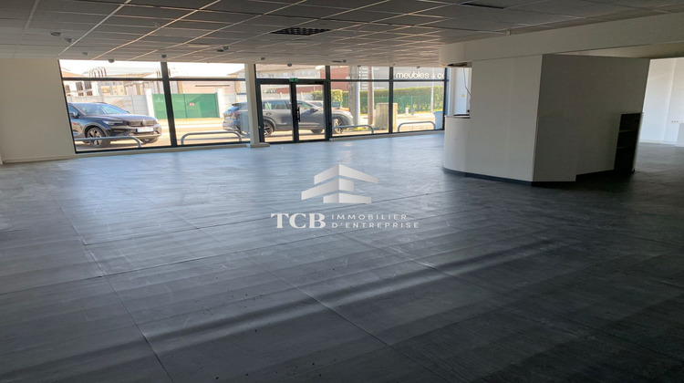 Ma-Cabane - Location Local commercial Saint-Herblain, 251 m²
