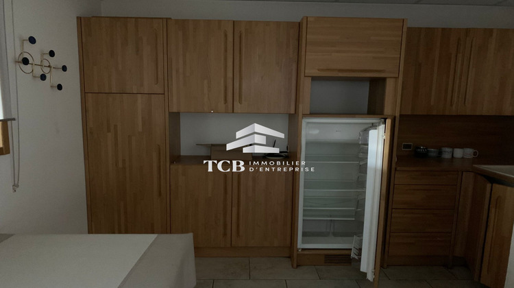 Ma-Cabane - Location Local commercial Saint-Herblain, 251 m²