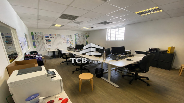 Ma-Cabane - Location Local commercial Saint-Herblain, 630 m²