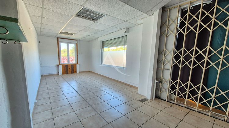 Ma-Cabane - Location Local commercial SAINT-HILAIRE, 133 m²