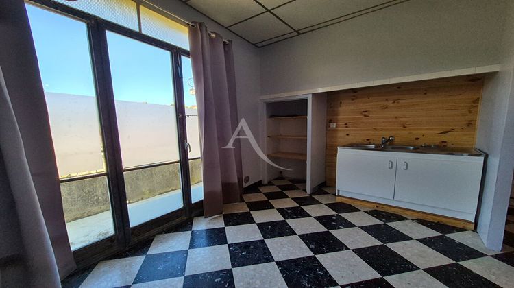 Ma-Cabane - Location Local commercial SAINT-HILAIRE, 133 m²