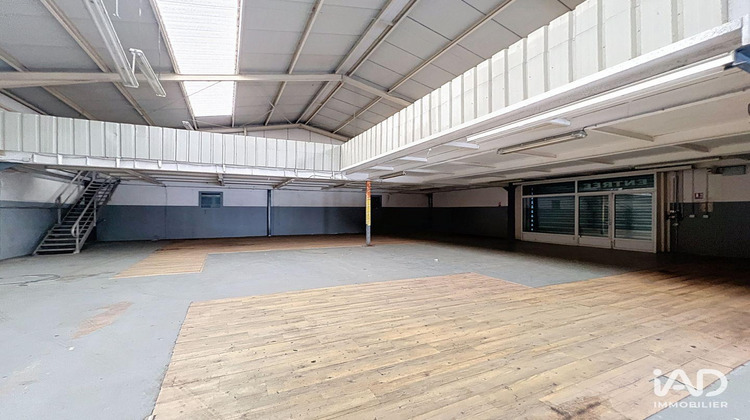 Ma-Cabane - Location Local commercial Saint-Hilaire-de-Brethmas, 410 m²