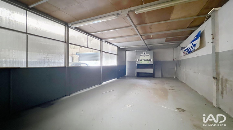 Ma-Cabane - Location Local commercial Saint-Hilaire-de-Brethmas, 410 m²