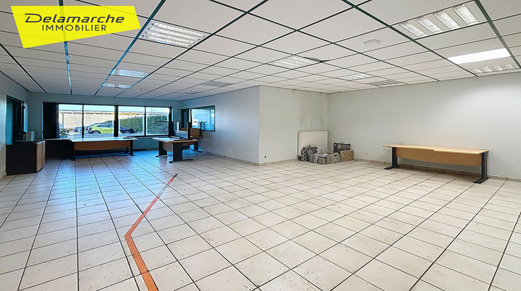 Ma-Cabane - Location Local commercial SAINT-HILAIRE-DU-HARCOUET, 70 m²