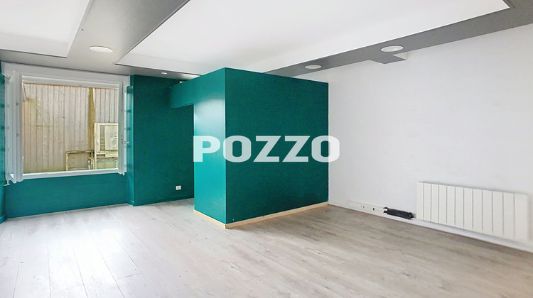 Ma-Cabane - Location Local commercial SAINT-HILAIRE-DU-HARCOUET, 44 m²